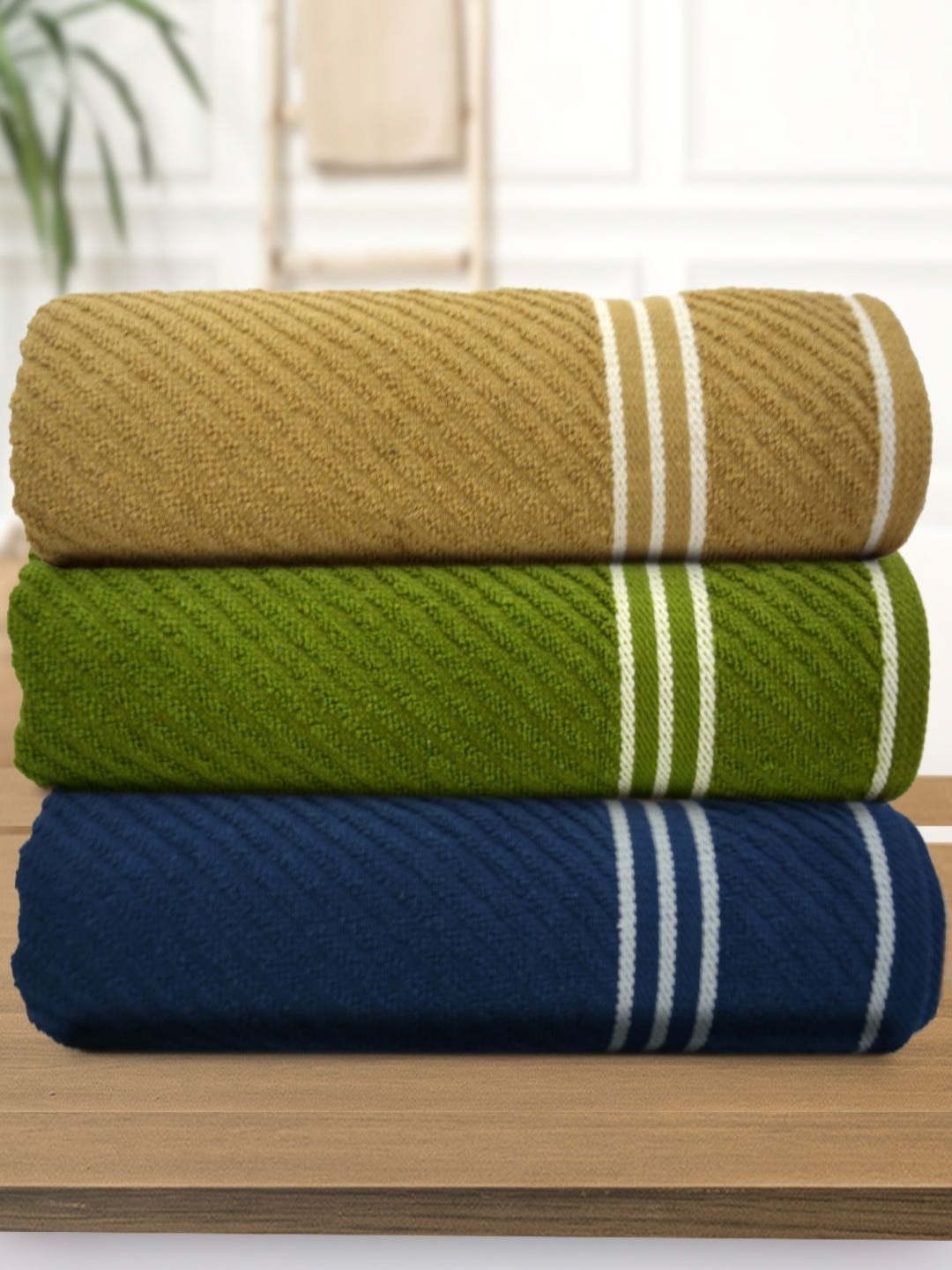 

Aura 3 Pieces Green & Blue Textured Cotton Water Absorbent Bath Towels 400 GSM