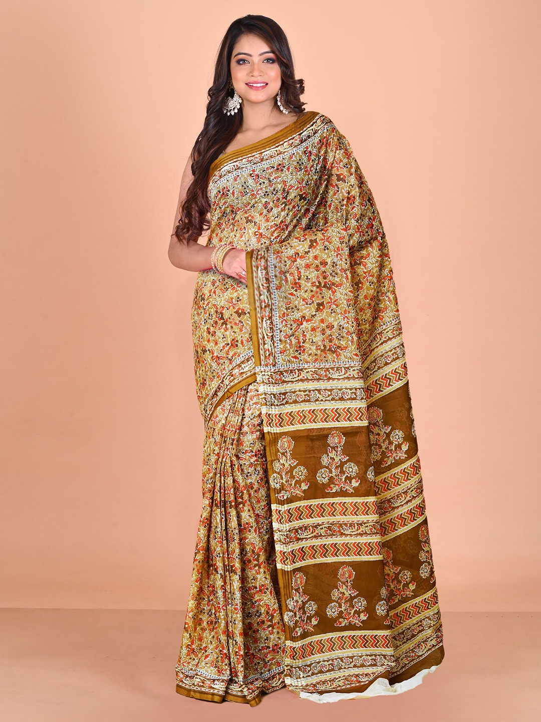 

Unnati Silks Ethnic Motifs Silk Cotton Handloom Block Print Saree, Brown