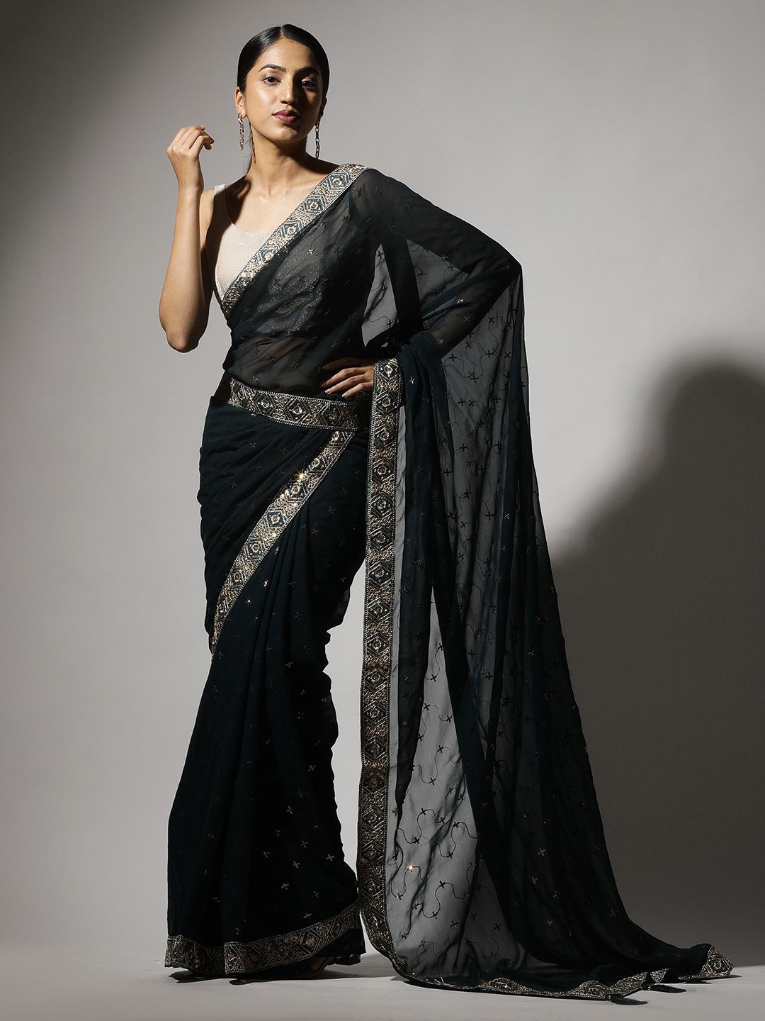 

Qahal Embellished Sequinned Pure Georgette Saree, Teal