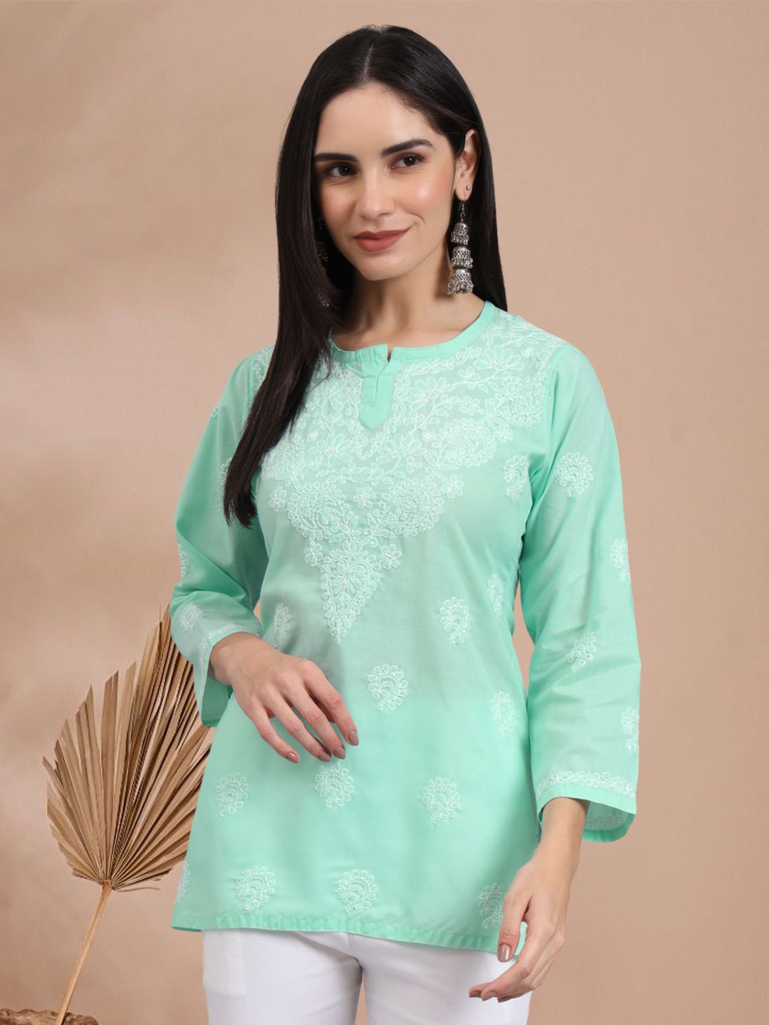 

PARAMOUNT CHIKAN Women Embroidered Lucknowi Chikankari Cotton Kurti, Sea green