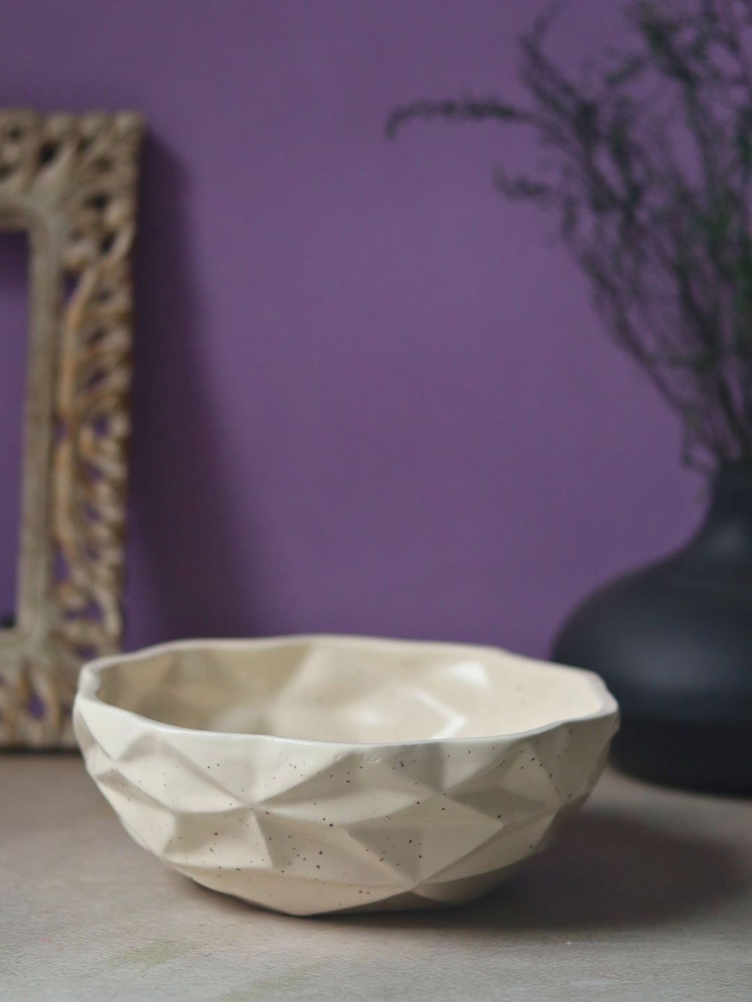 

WEAVING HOMES White Textured Ceramic Serving Bowls