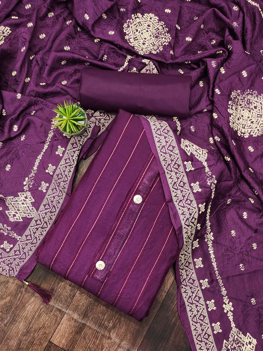 

APNISHA Striped Embellished Pure Silk Unstitched Dress Material, Purple