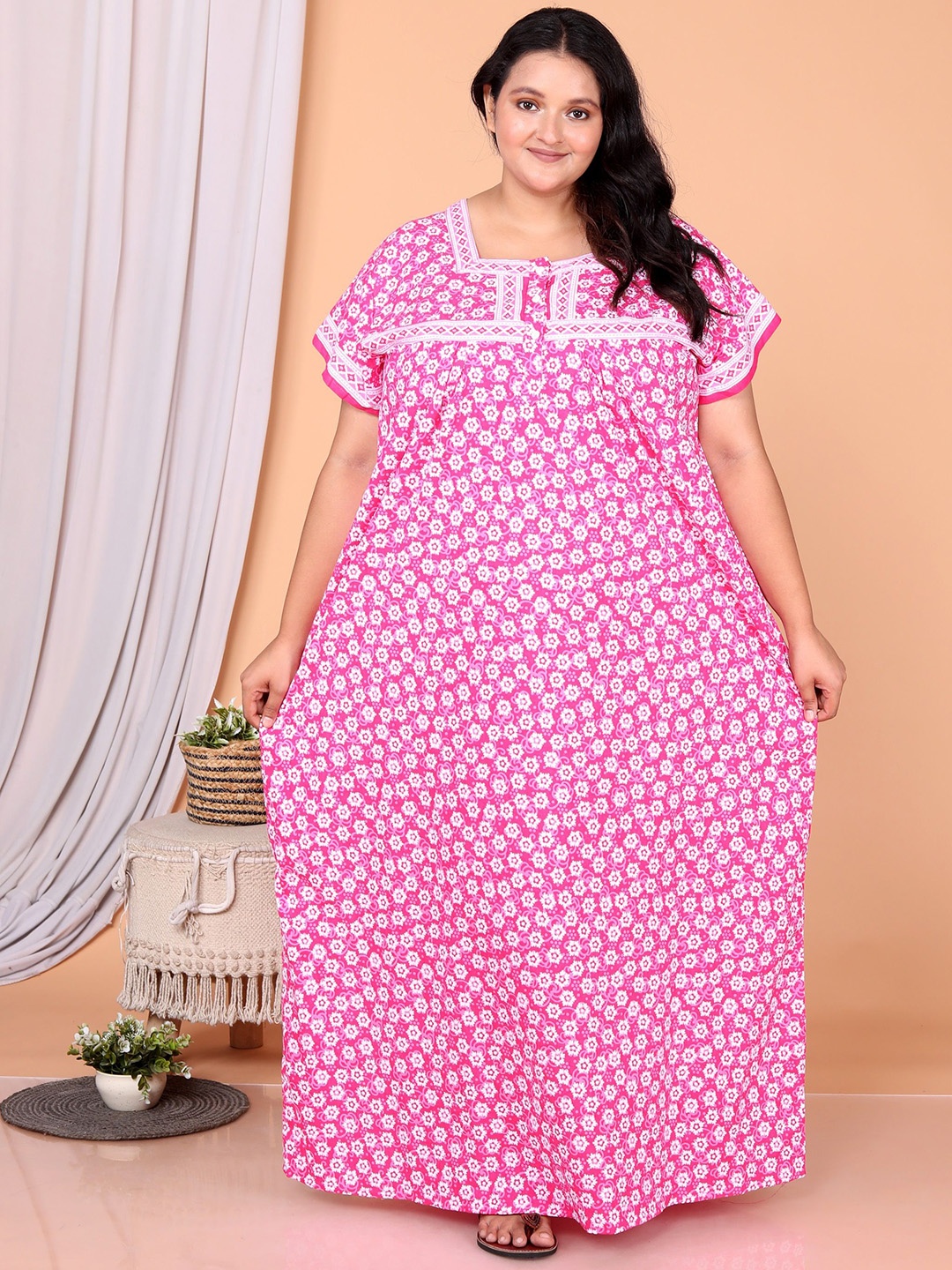 

JAIPZZ APPARELS Ethnic Motifs Printed Maxi Nightdress, Pink