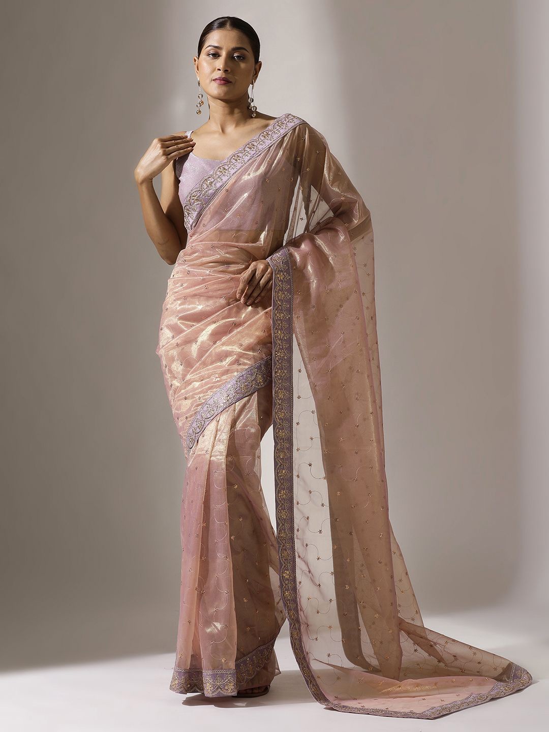 

Qahal Embellished Sequinned Net Saree, Pink