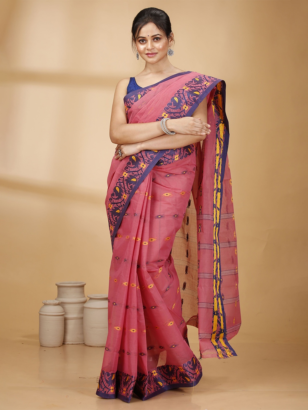 

Ruuprekha Woven Design Pure Cotton Taant Saree, Pink
