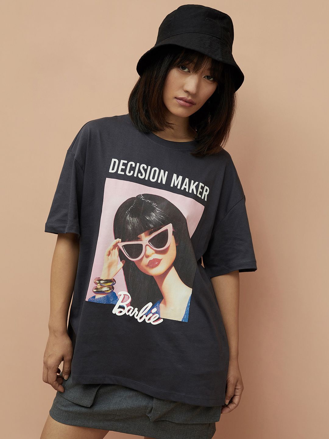 

Ginger by Lifestyle Women Barbie Printed Round Neck Cotton Oversized T-Shirt, Grey