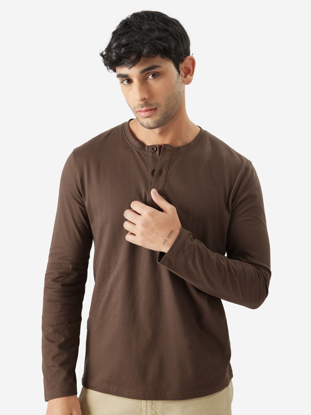 

The Souled Store Men Solid Henley Neck Cotton T-Shirt, Brown