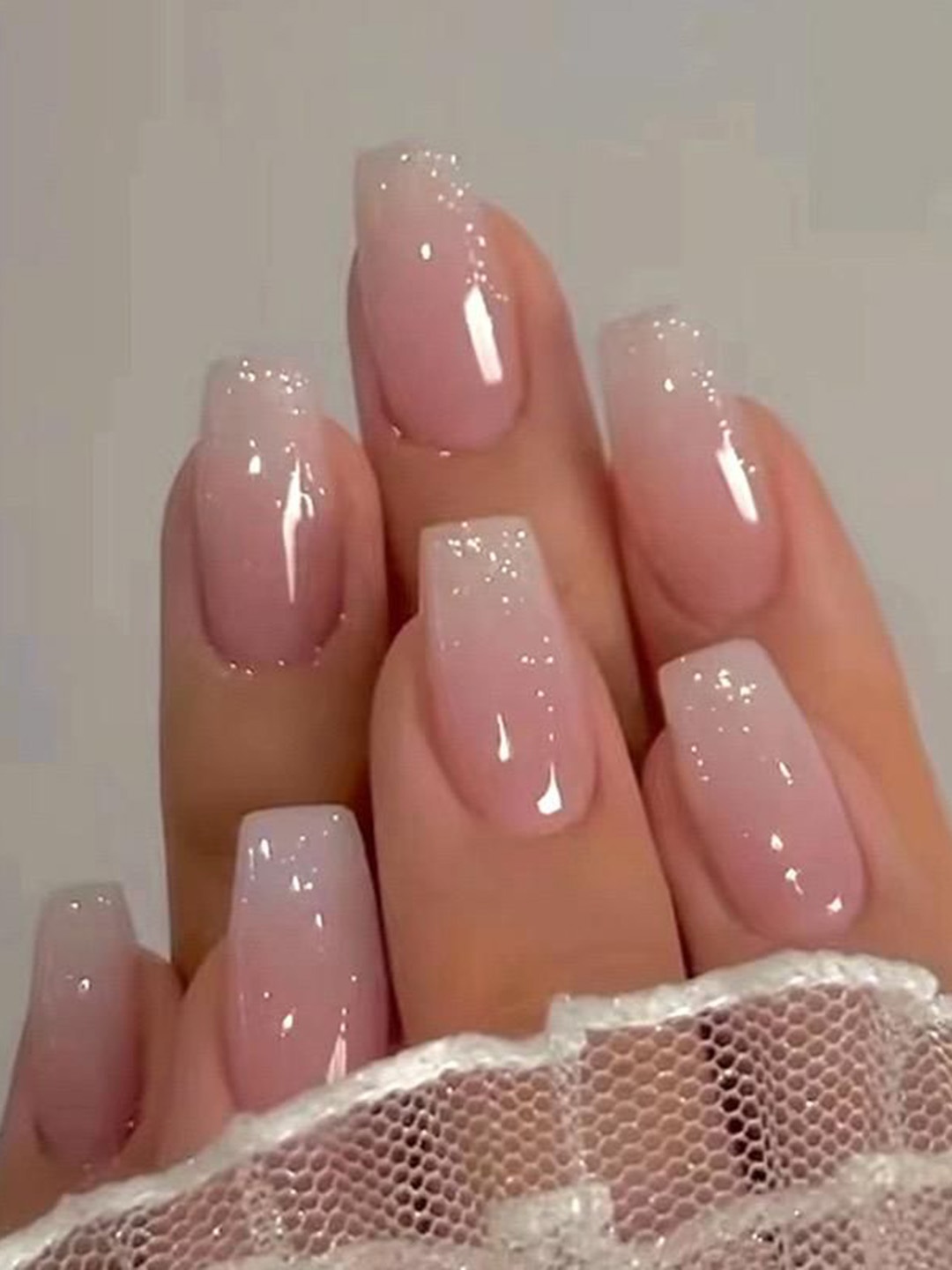 

The Pink Truck Set Of 24 Glitter Design Artificial Reusable Nails With Glue - Silver, Nude