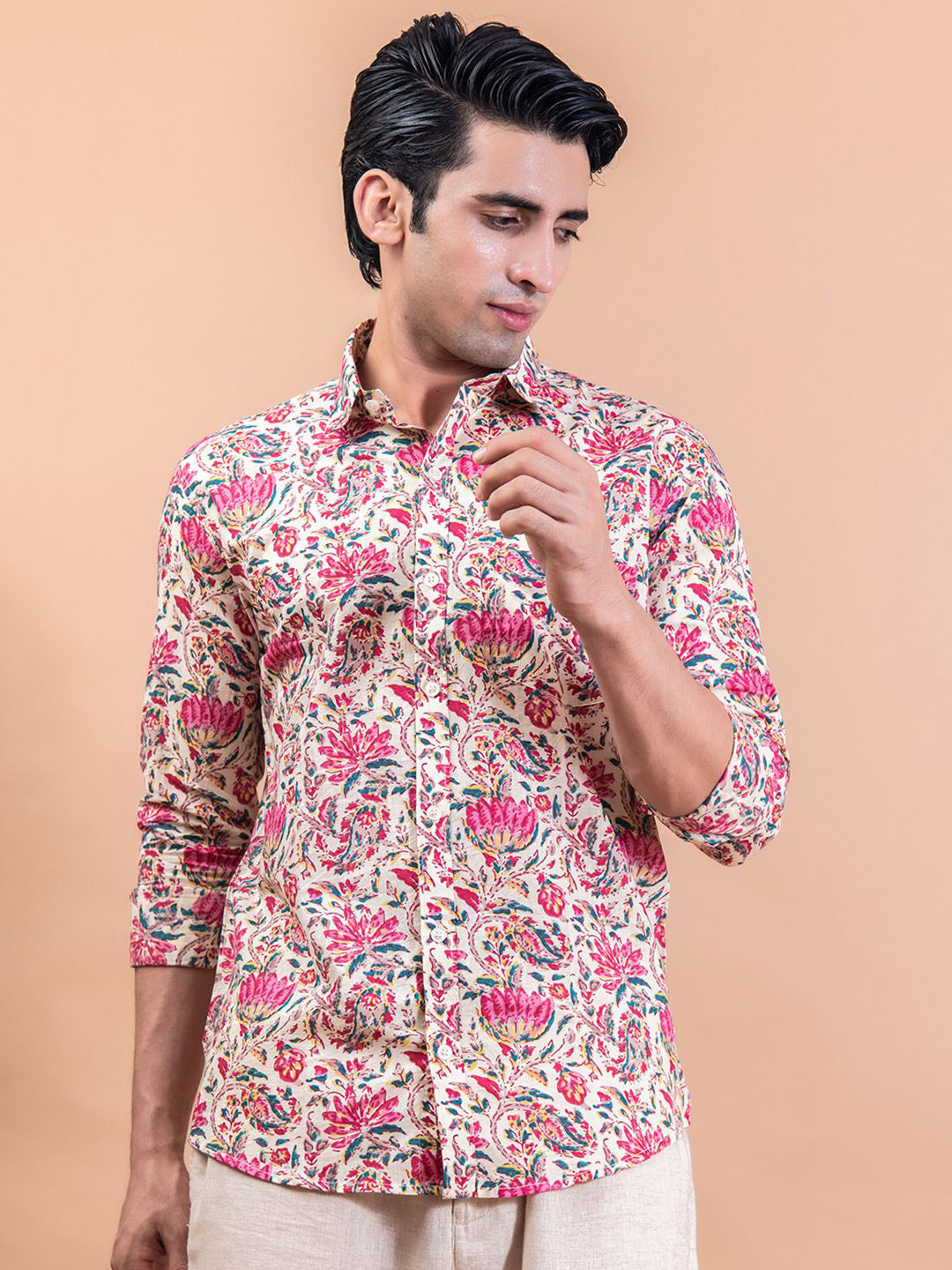 

Tistabene Men Standard Spread Collar Conversational Printed Cotton Casual Shirt, Off white