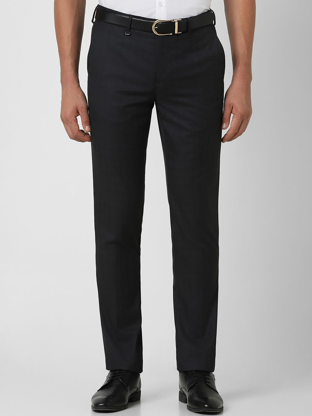 

Van Heusen Men Checked Slim Fit Trousers, Black