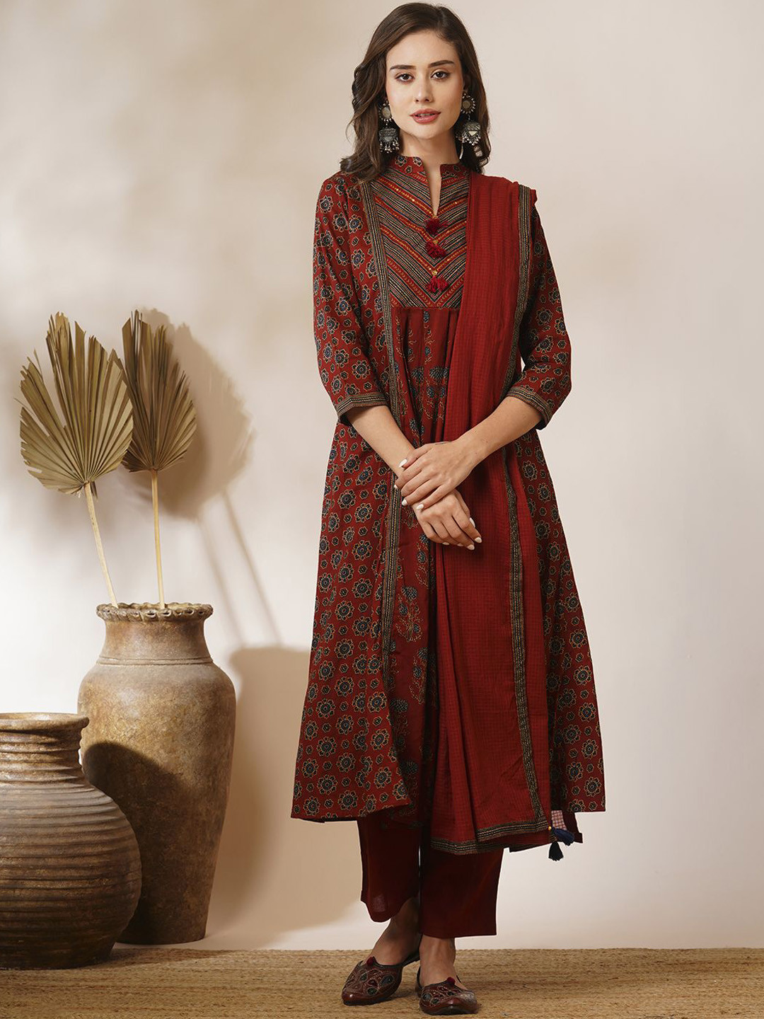 

FASHOR Floral Printed A-Line Sequinned Pure Cotton Kurta with Trousers & Dupatta, Brown