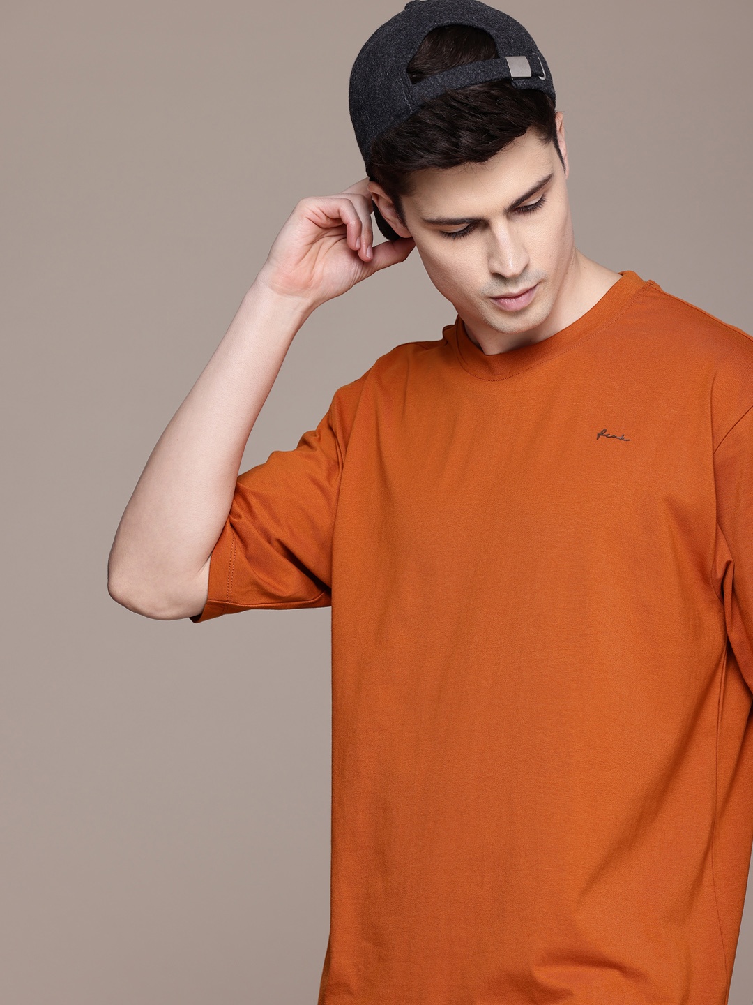 

FCUK Solid Oversized Drop-Shoulder Sleeves Pure Cotton T-shirt, Rust