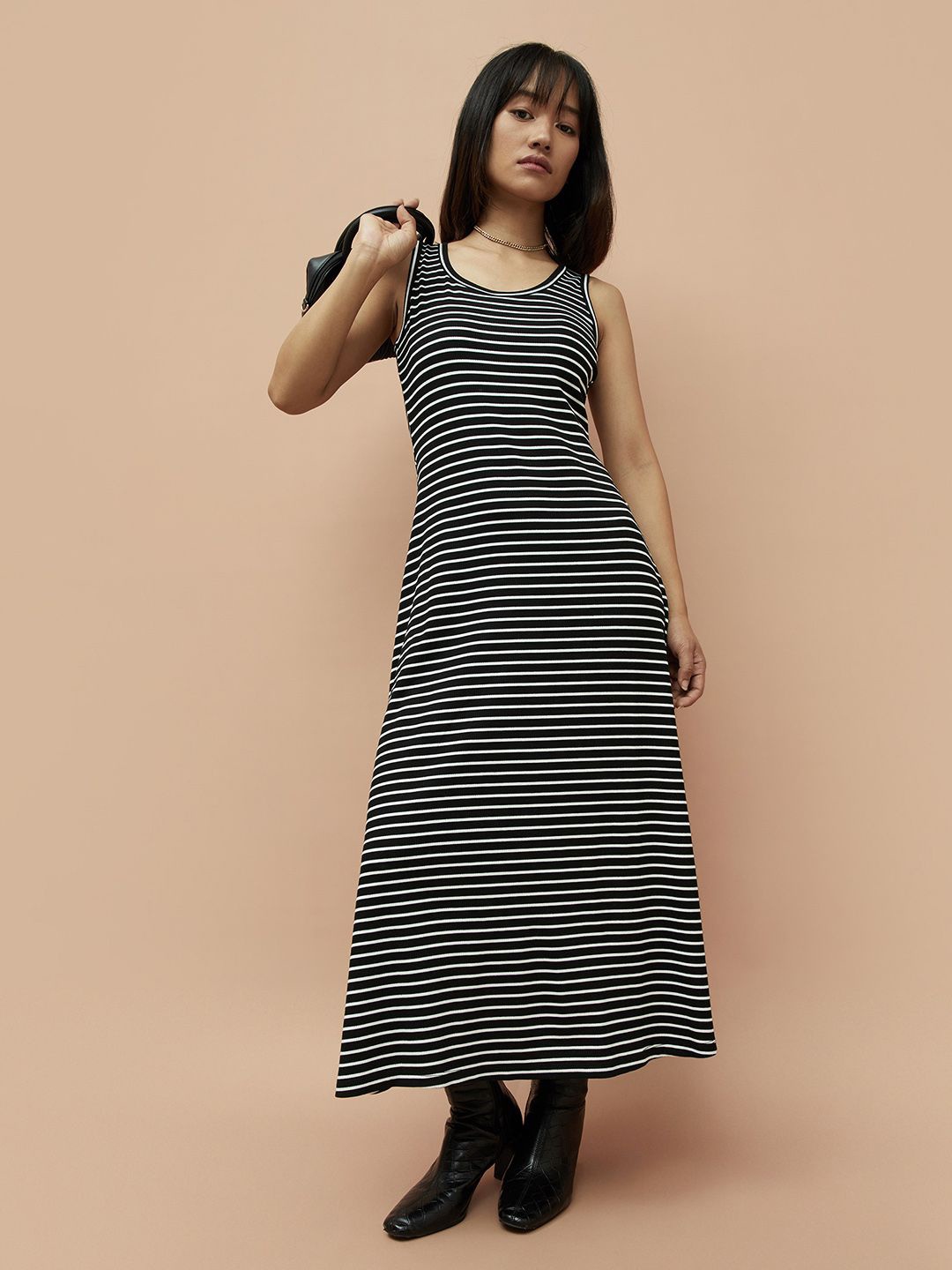 

Ginger by Lifestyle Striped T-shirt Maxi Dress, Black