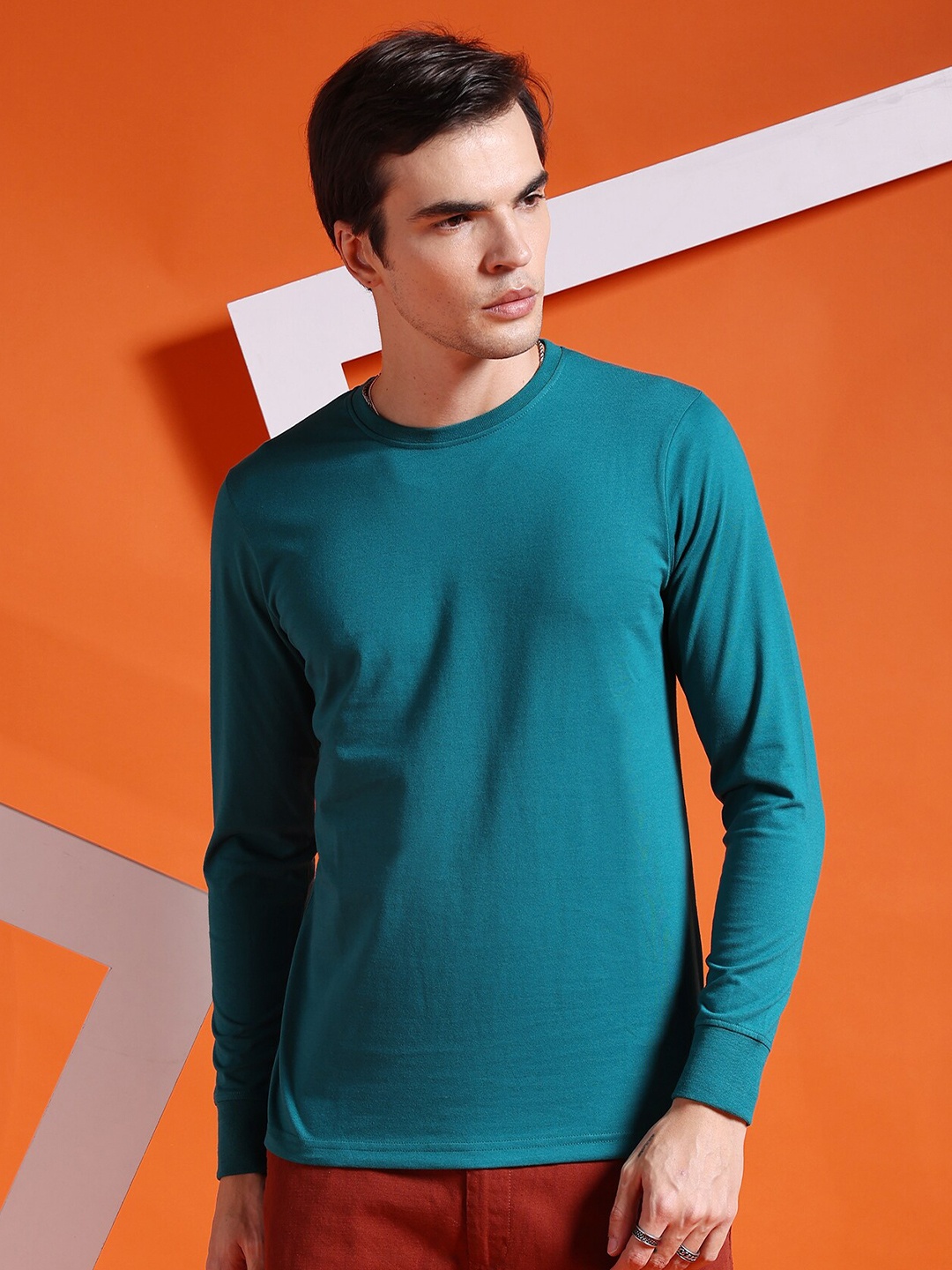 

The Indian Garage Co Round Neck Long Sleeves T-shirt, Green