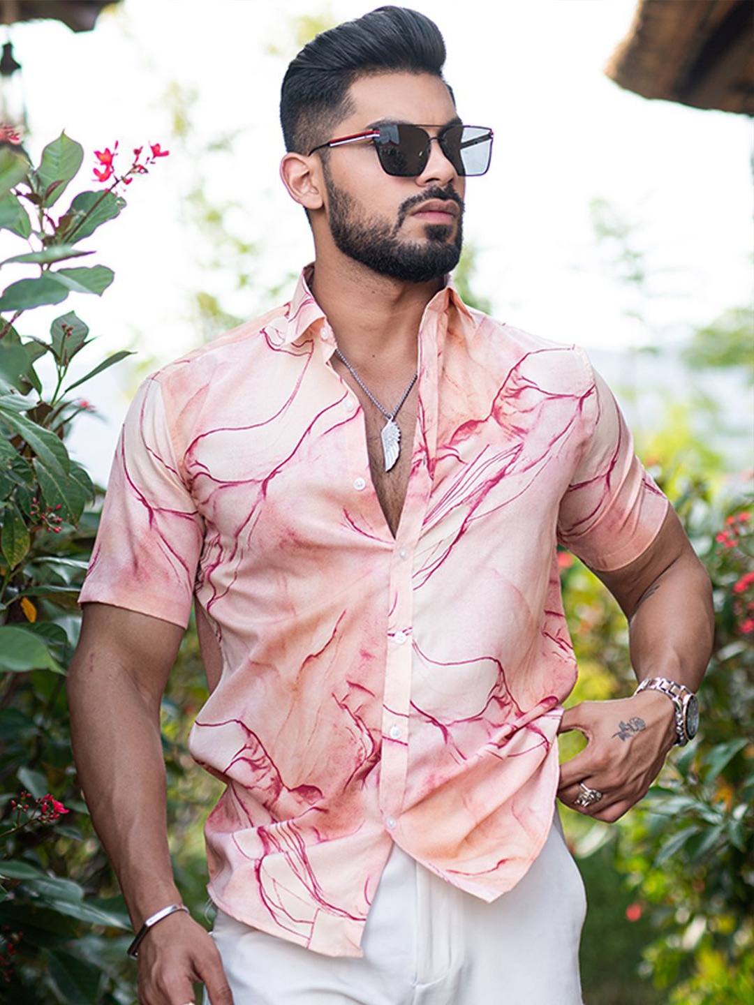 

Tistabene Men Standard Spread Collar Abstract Printed Crepe Casual Shirt, Maroon