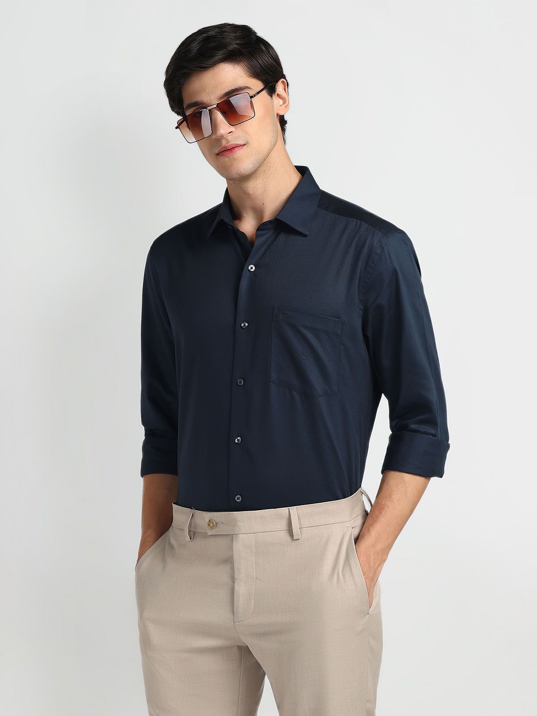 

Arrow Men Smart Cutaway Collar Solid Cotton Slim Fit Formal Shirt, Blue