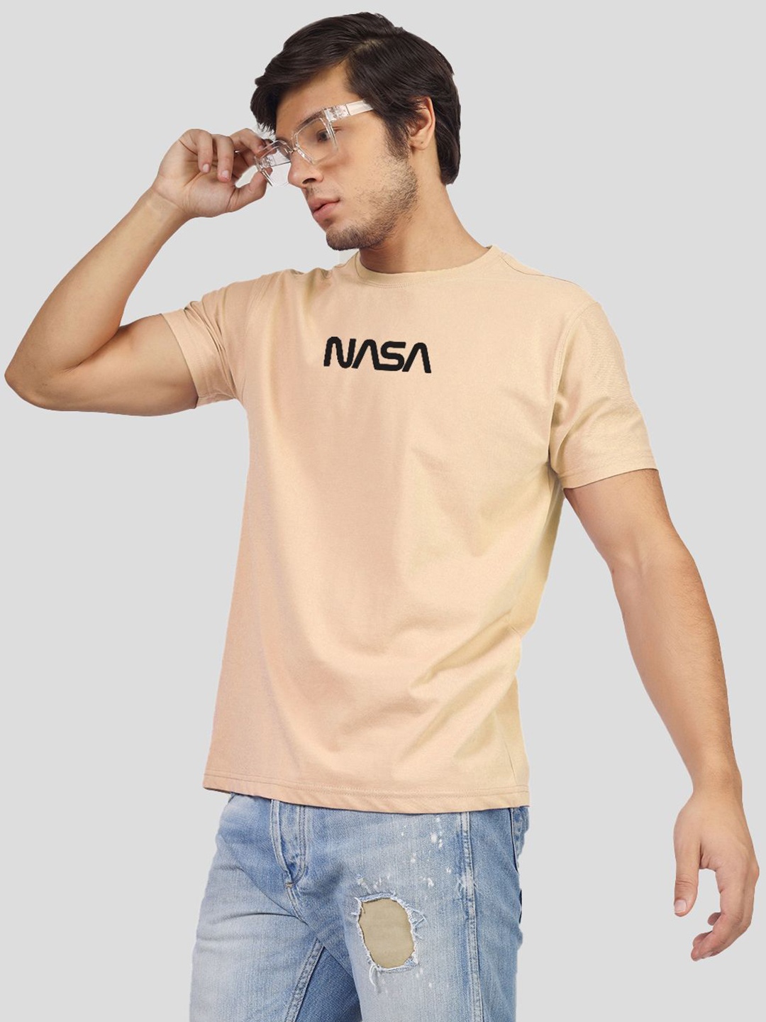 

Greylongg Men Typography Printed T-shirt, Beige