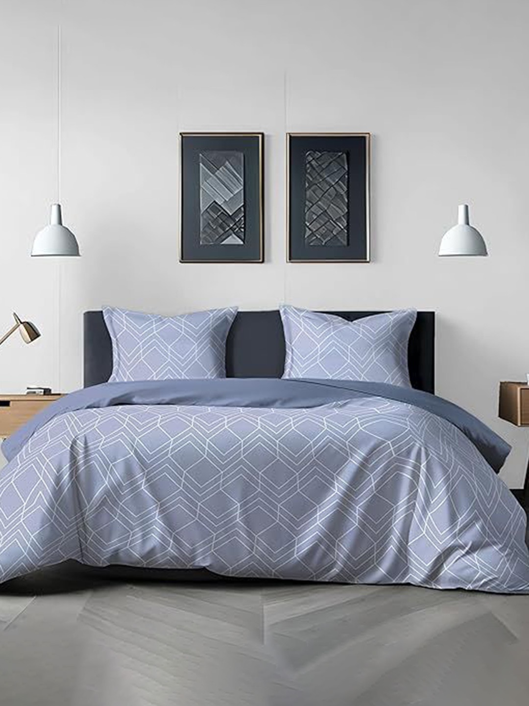 

MUSH Blue & White Geometric 300 TC Pure Bamboo King Bedsheet with 2 Pillow Covers