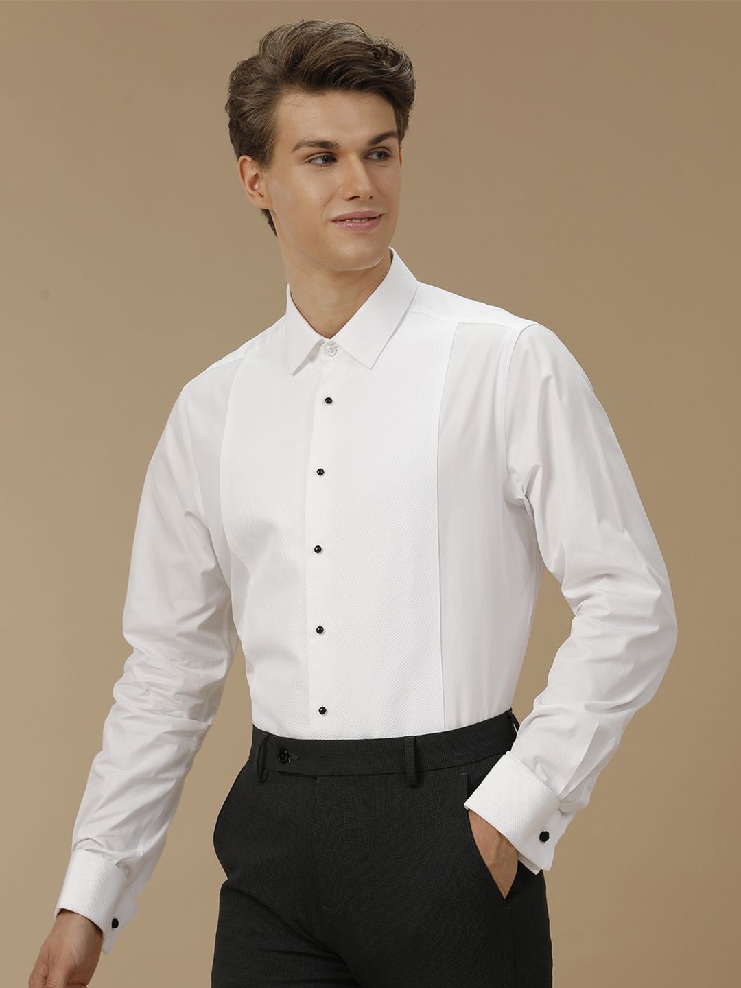 

Aldeno Men Comfort Spread Collar Solid Cotton Formal Shirt, White