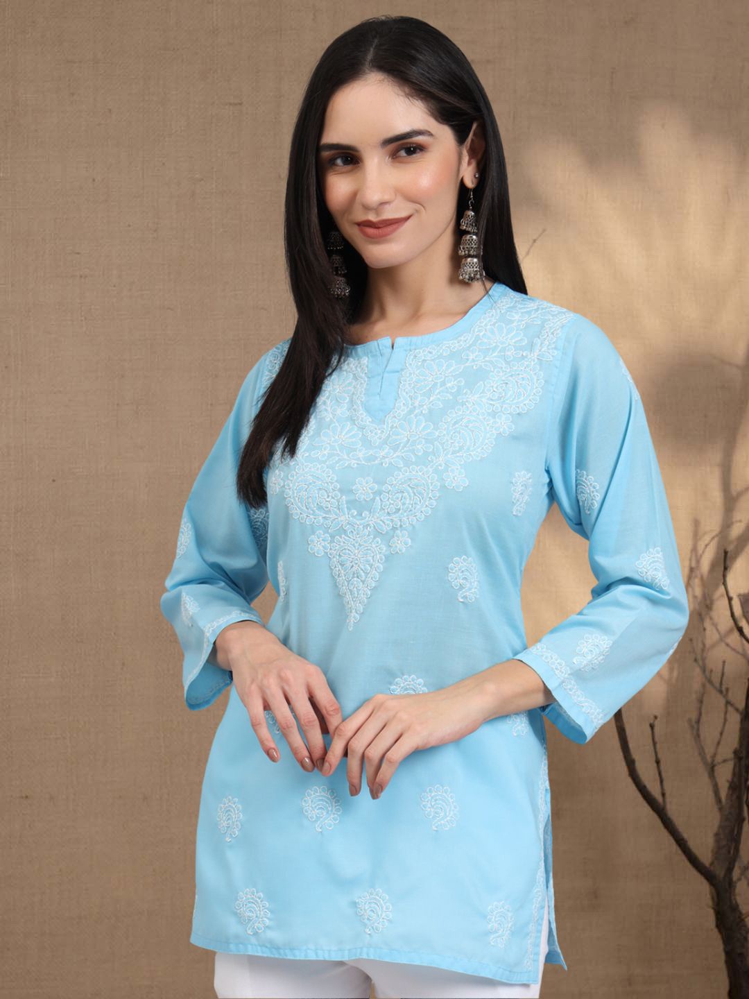 

PARAMOUNT CHIKAN Women Embroidered Lucknowi Chikankari Cotton Kurti, Blue