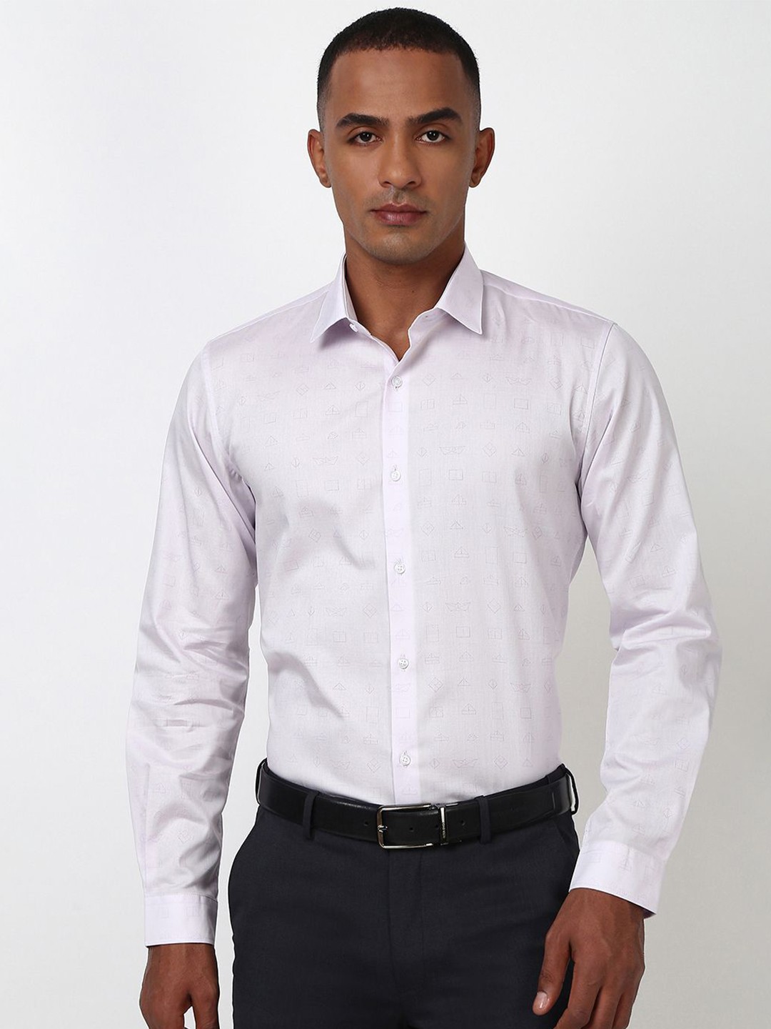 

Peter England Men Spread Collar Solid Cotton Slim Fit Formal Shirt, Lavender