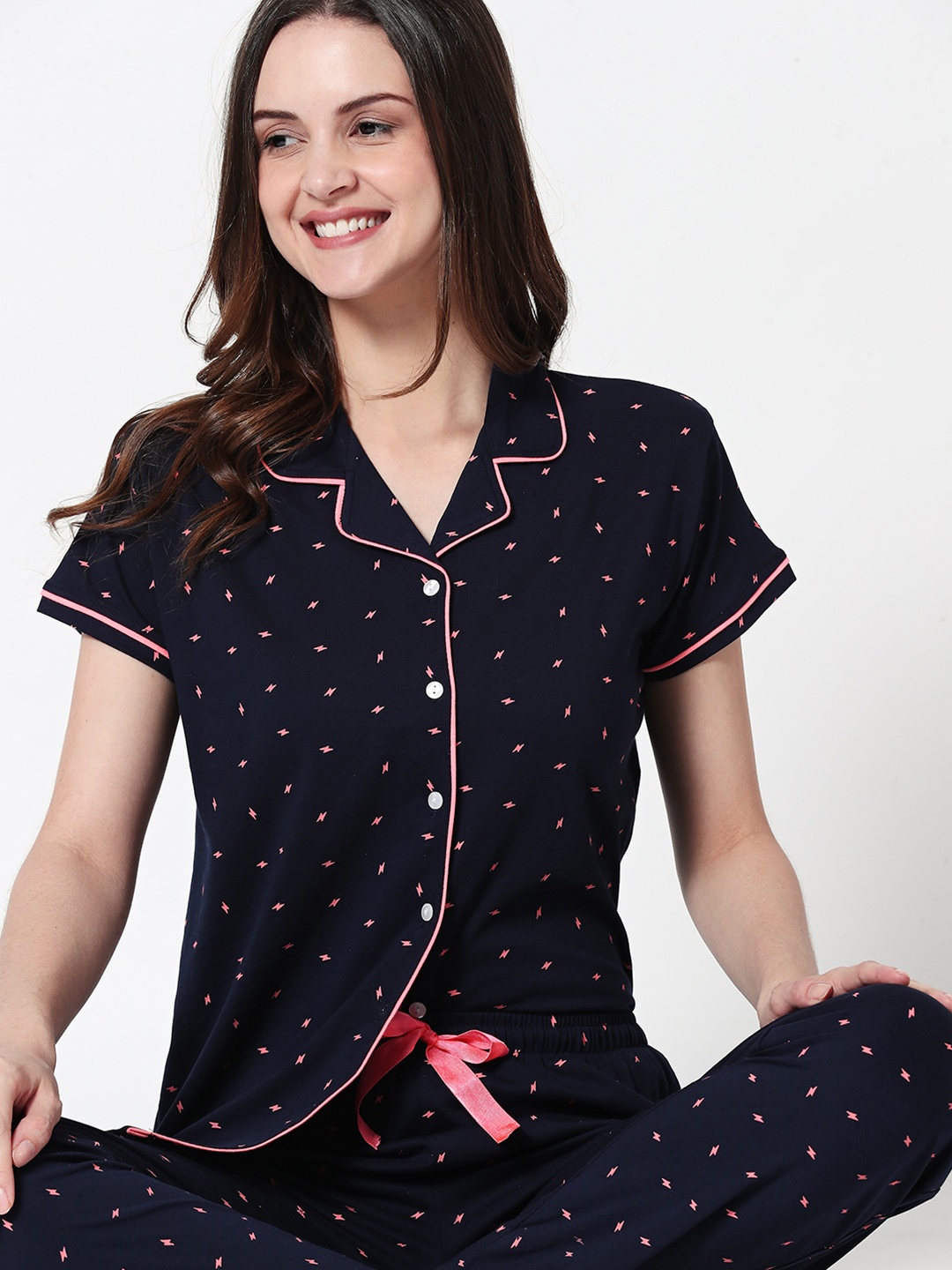 

Zeyo Women Navy Blue & Pink Printed Pure Cotton Night suit