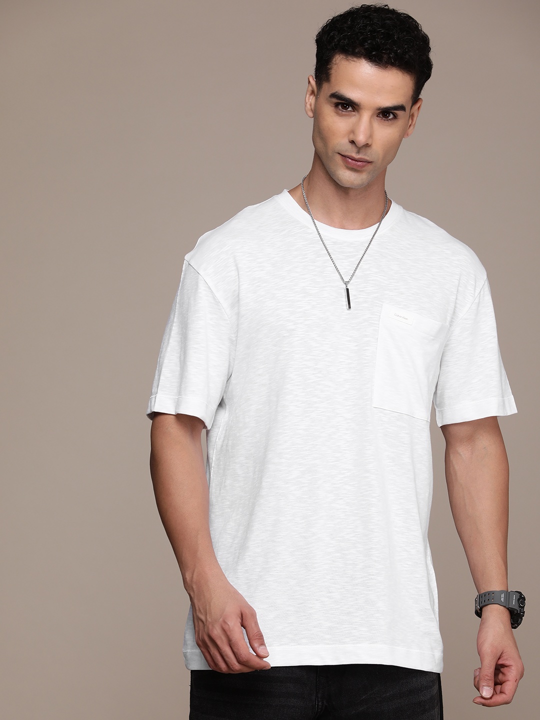 

Calvin Klein Jeans Solid Lightweight Drop-Shoulder Sleeves Pocket T-shirt, White