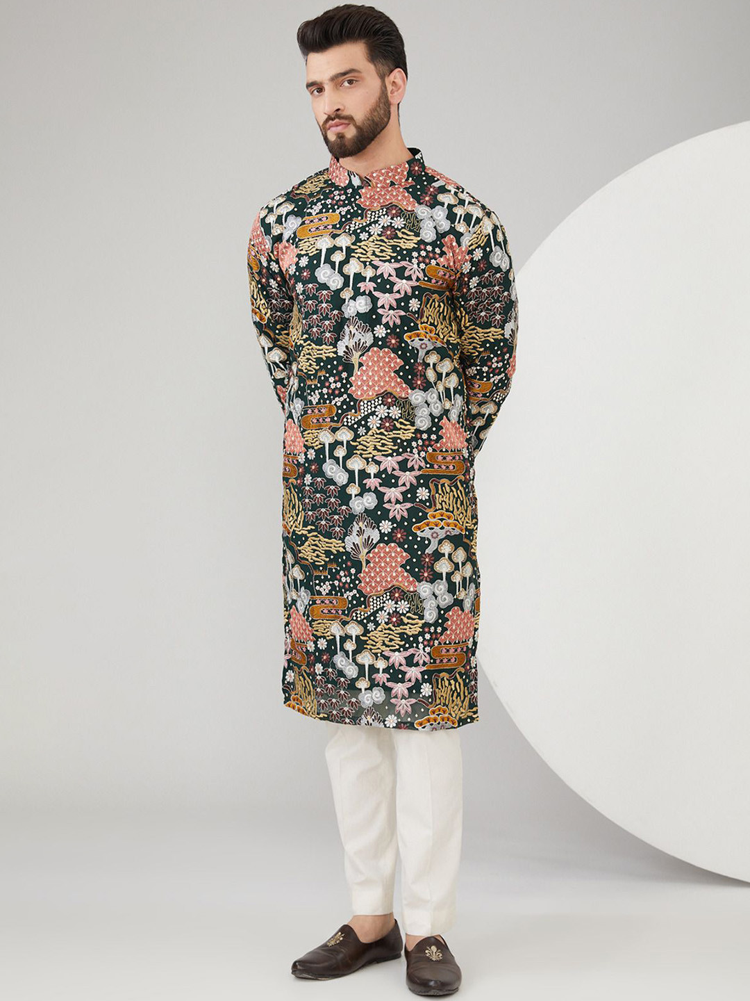 

KASBAH CLOTHING NISHCHAIY SAJDEH Floral Embroidered Mandarin Collar Georgette Kurta, Green