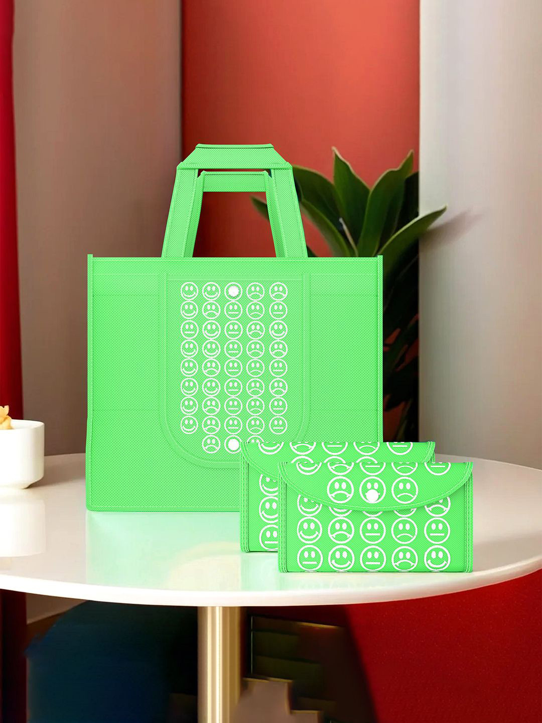 

Kuber Industries Set of 3 Smiley Printed Lightweight Foldable & Reusable Shopping Bags, Green