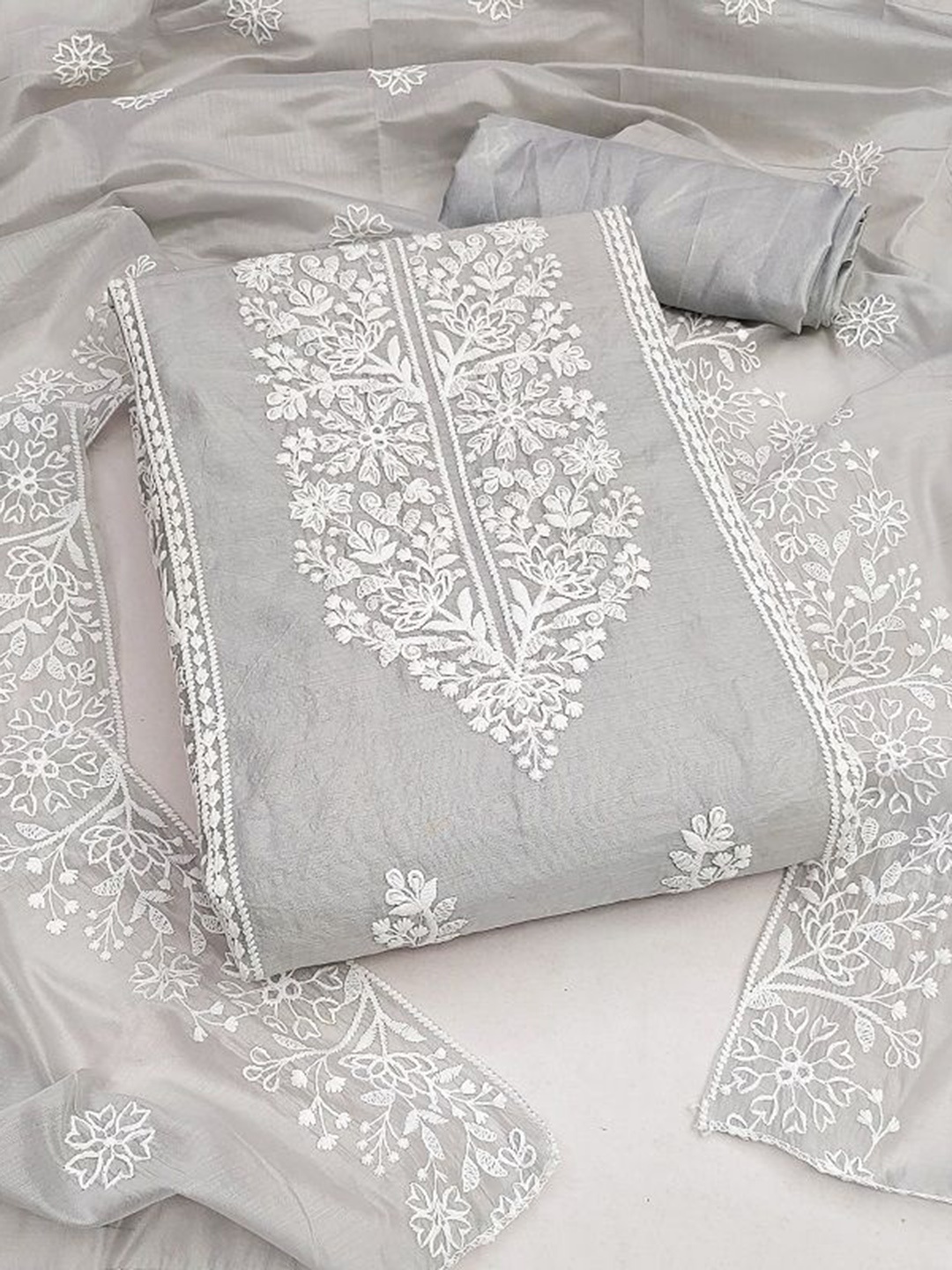 

KRITVA FASHION Ethnic Motifs Embroidered Semi-Stitched Dress Material, Grey