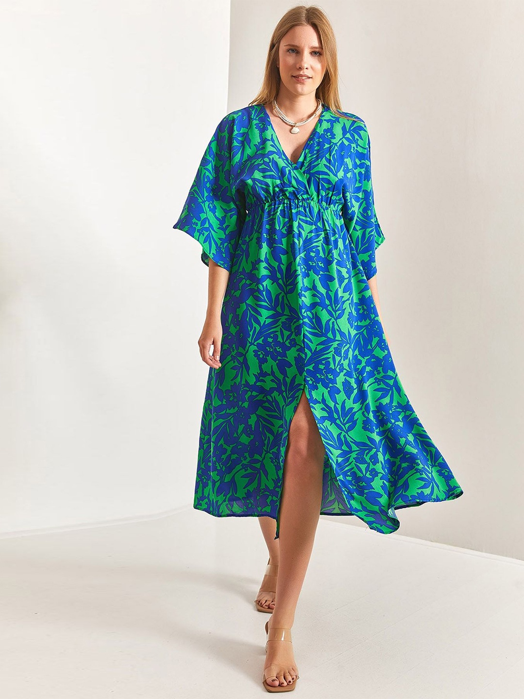 

BIANCO LUCCI Women Floral Printed Flared Sleeves A-Line Dress, Blue