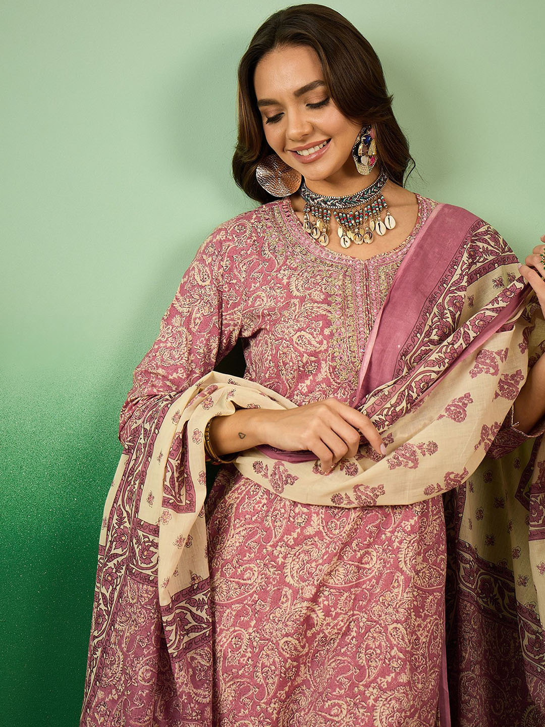 

Sangria Ethnic Motifs Printed Pure Cotton Straight Kurta & Trousers With Dupatta, Pink