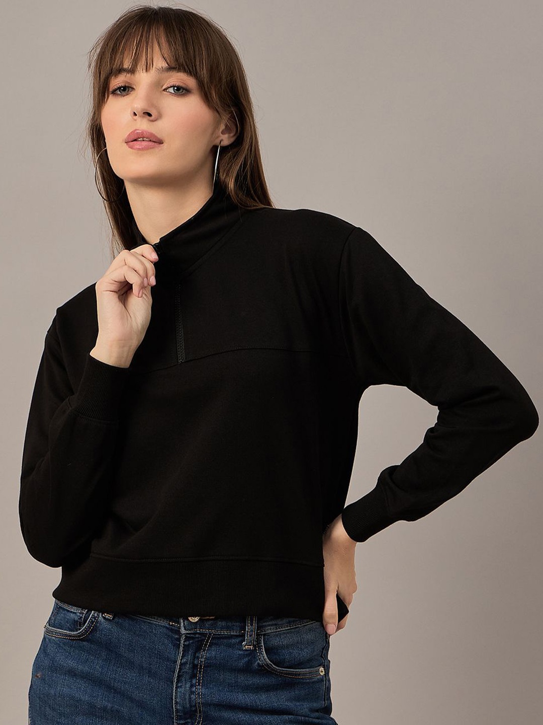 

The Roadster Lifestyle Co Women Solid Sweatshirt, Black