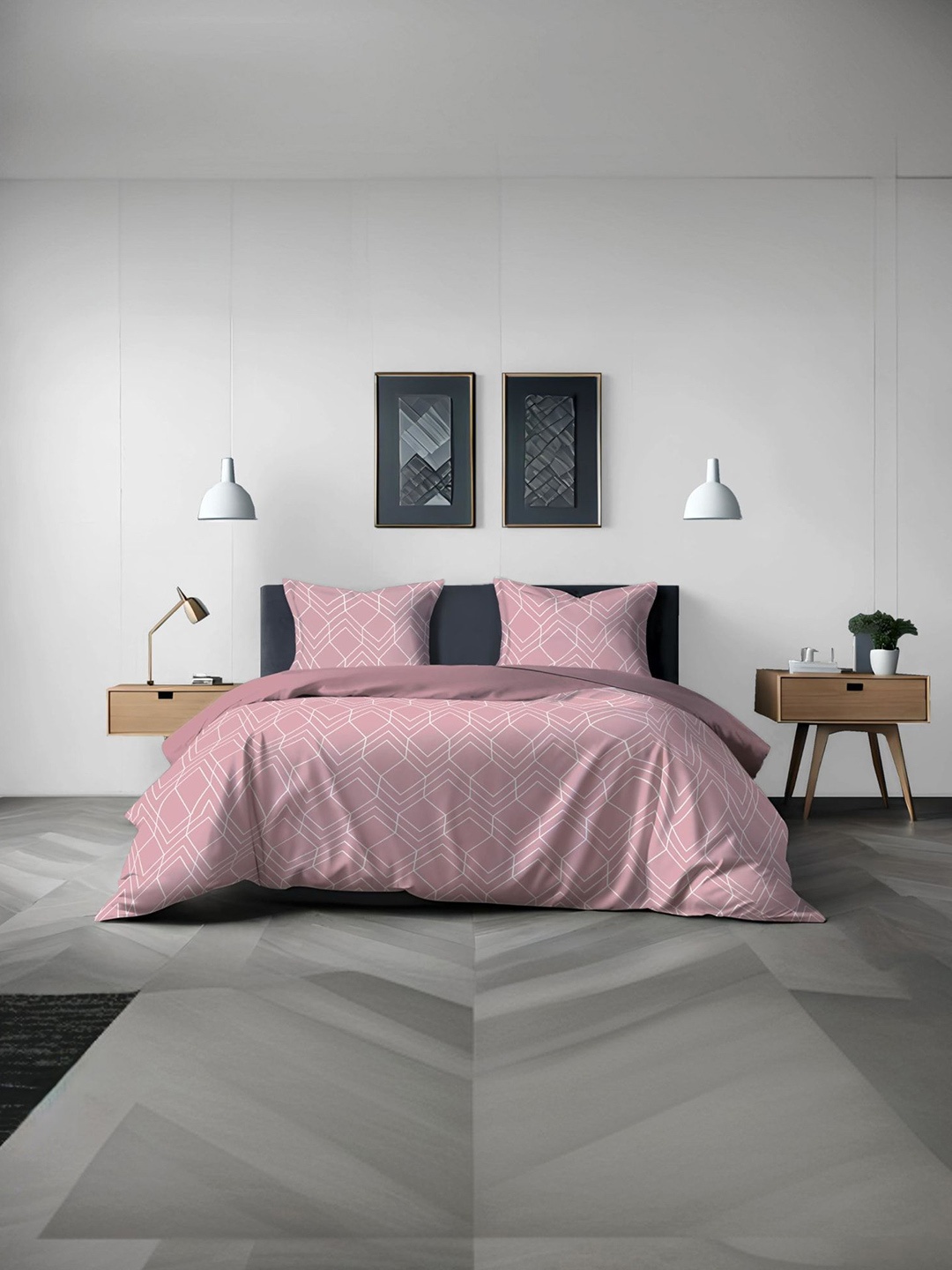 

MUSH Lavender & White Geometric 300 TC Pure Bamboo King Bedsheet with 2 Pillow Covers