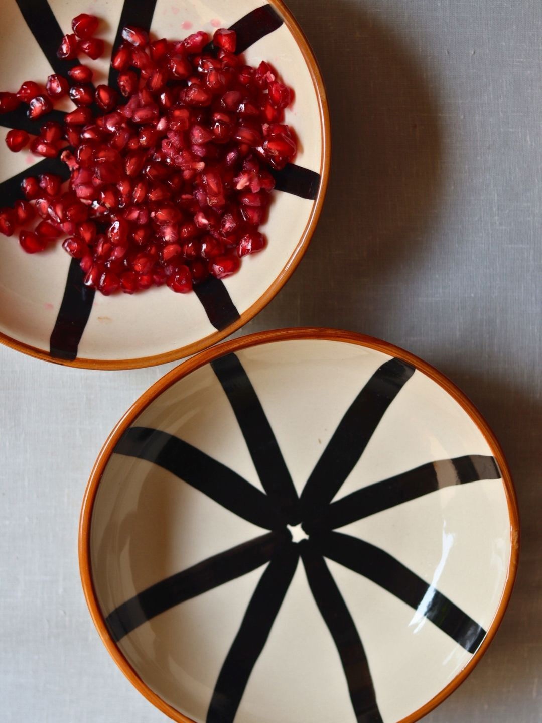 

WEAVING HOMES White & Black 2 Pieces Printed Ceramic Glossy Serving Bowls 280ml Each