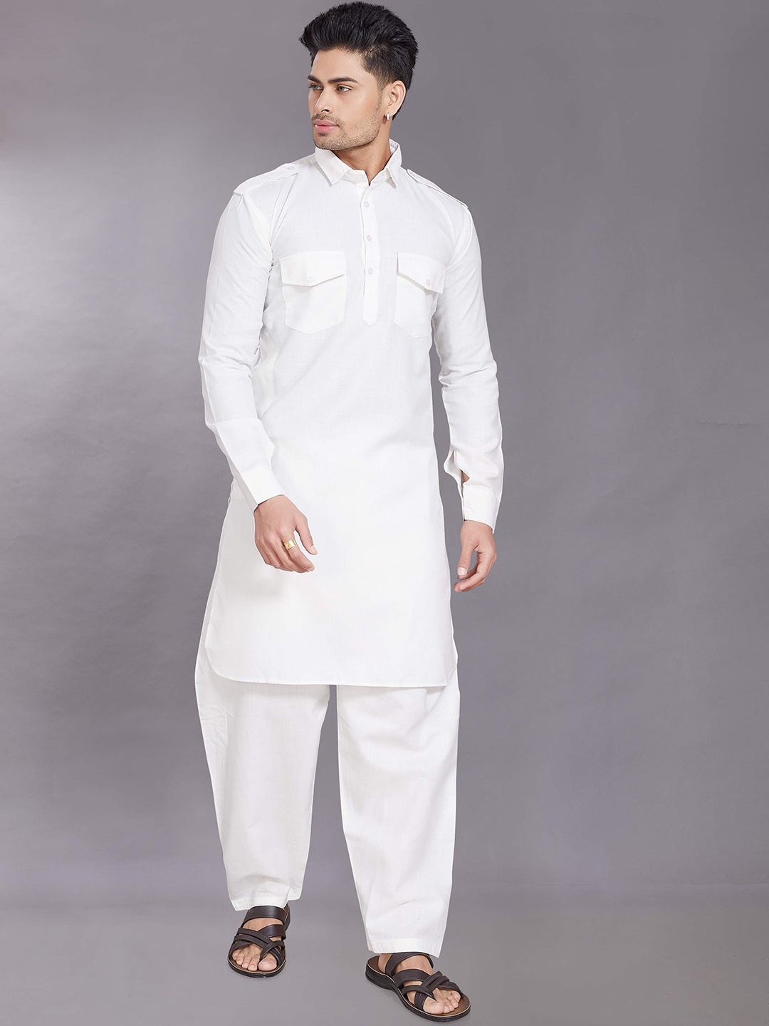 

DIVISIVE Shirt Collar Long Sleeves Double Pocket Pathani Kurta with Pyjamas, Cream