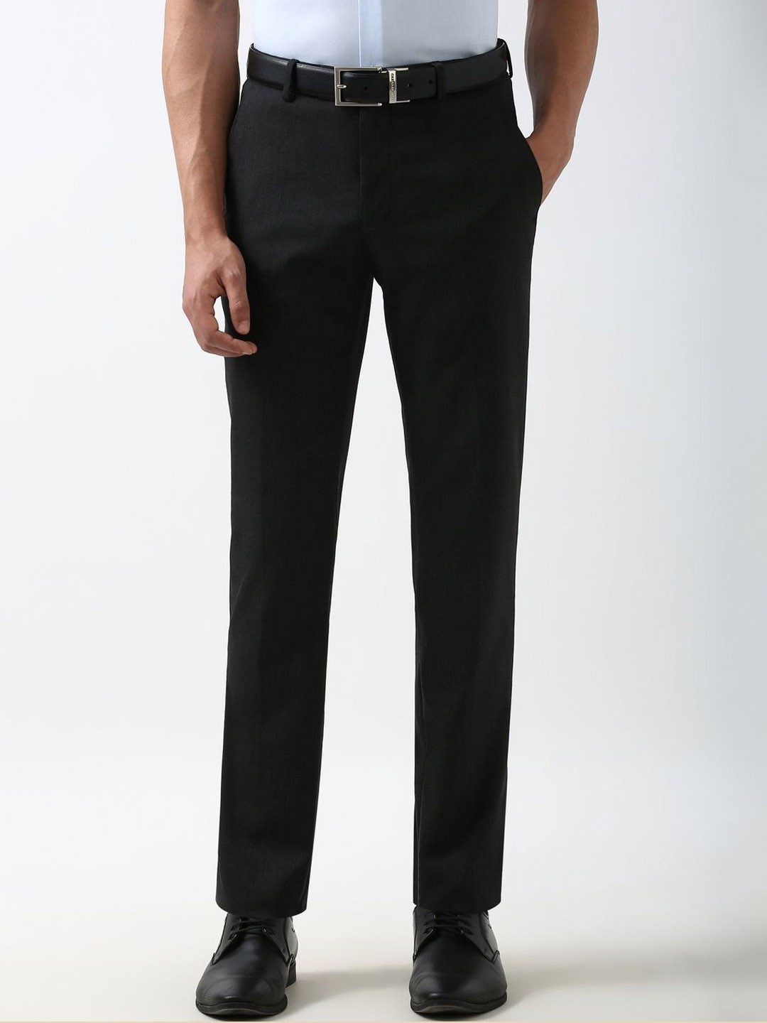 

Peter England Men Solid Slim Fit Trousers, Black
