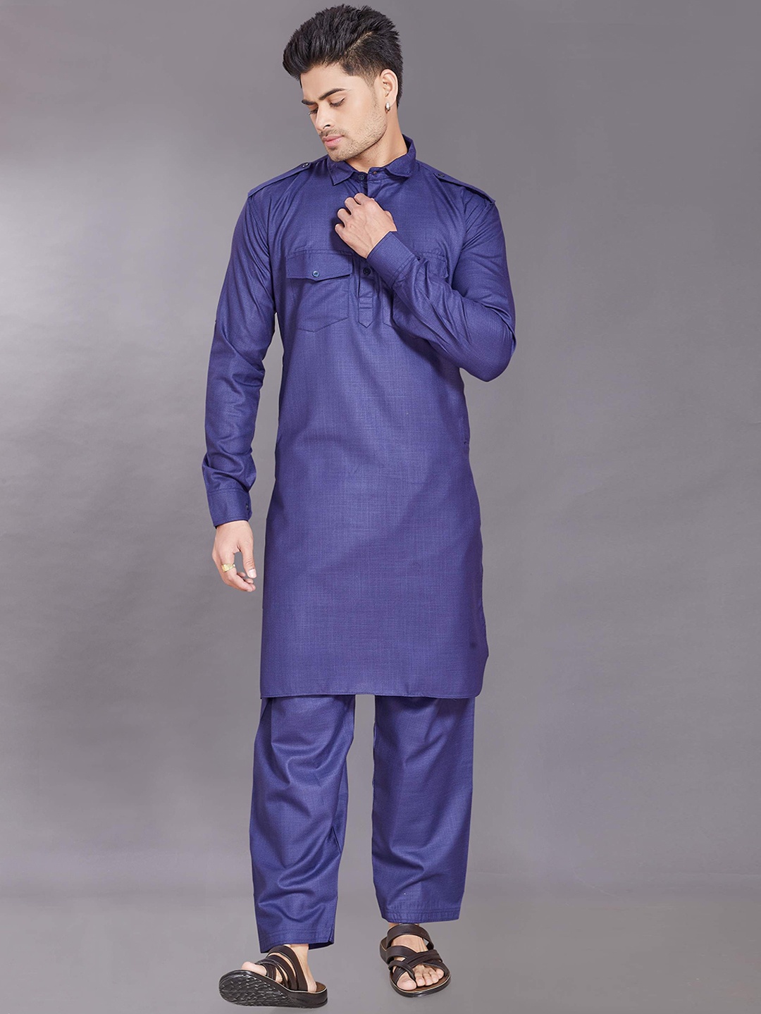 

DIVISIVE Slim Fit Pathani Kurta with Salwar, Blue