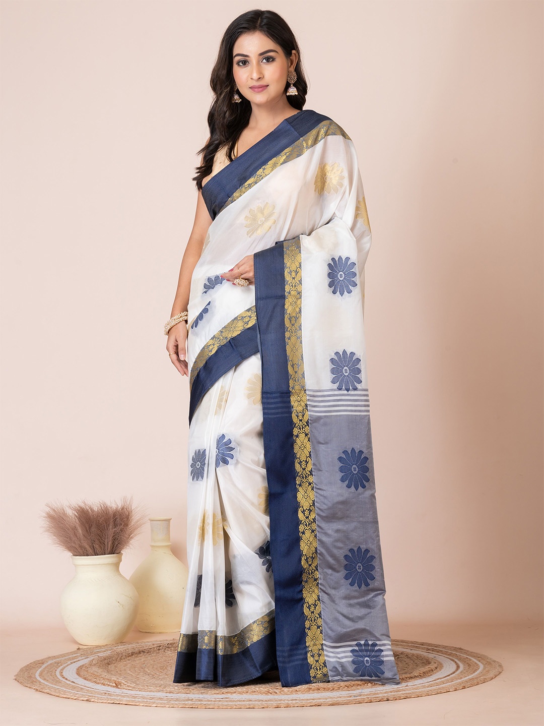 

Laa Calcutta Woven Design Zari Tussar Saree, Off white