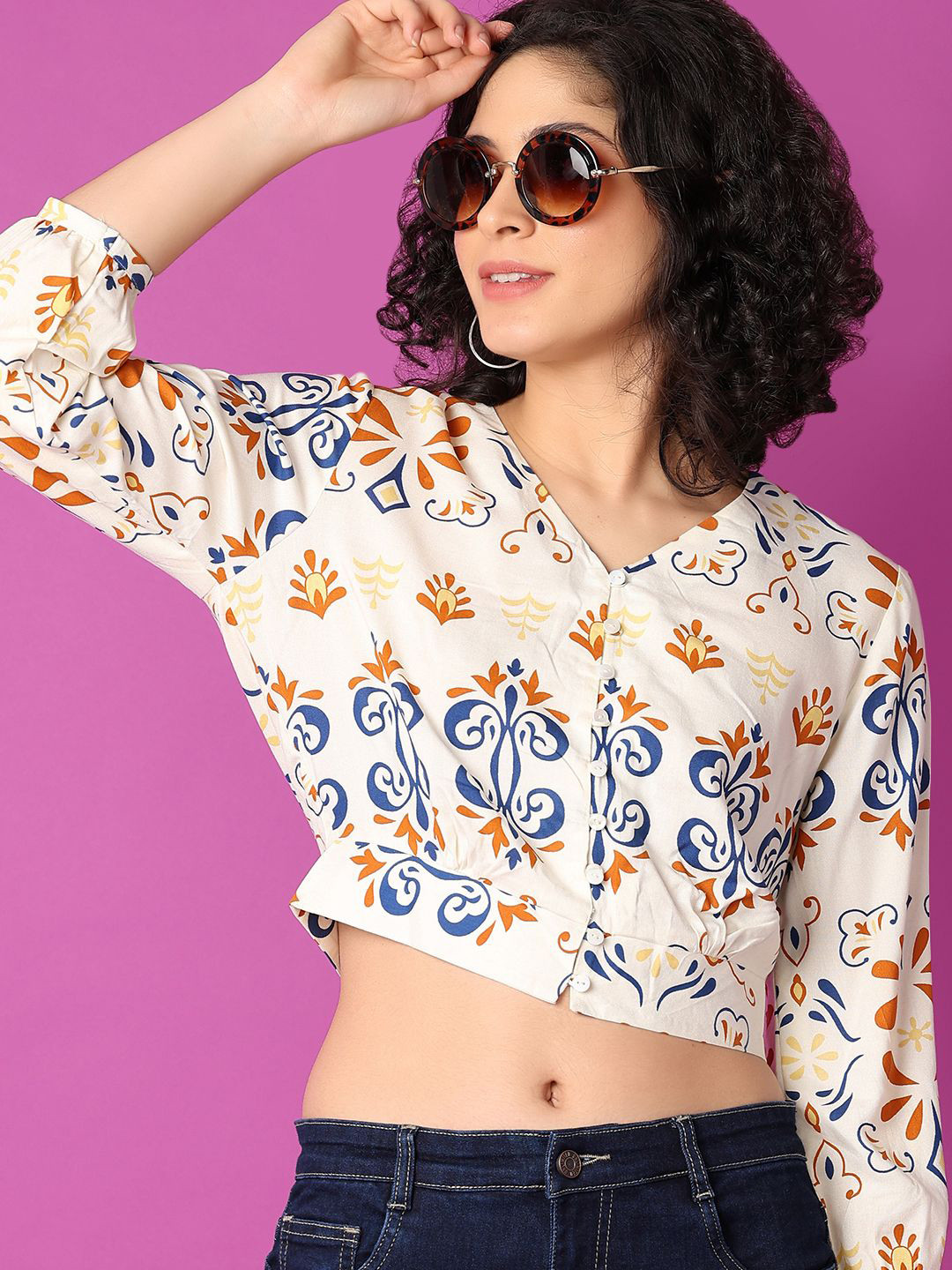 

UNLIMITED Floral Print Crop Top, Off white