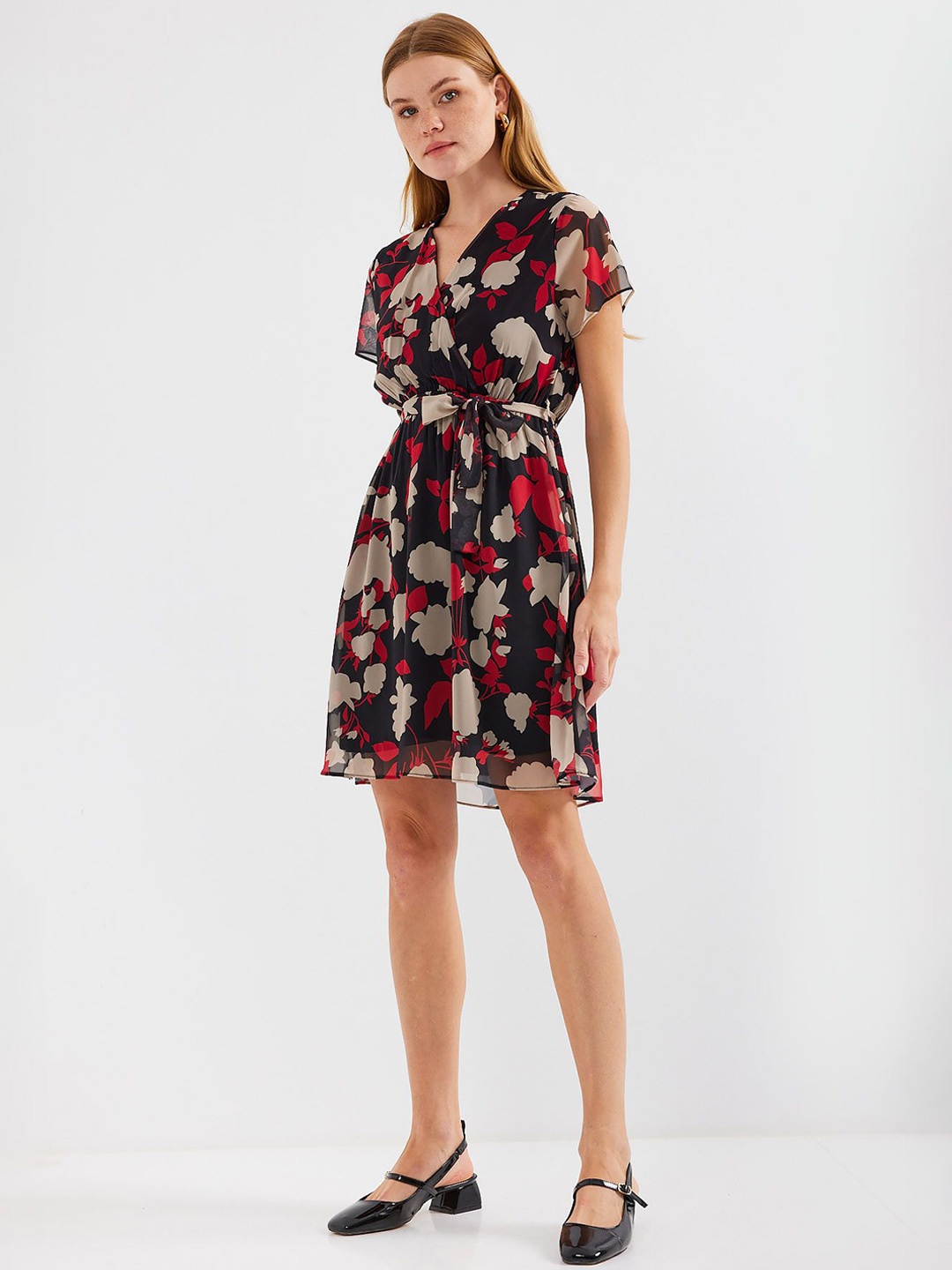 

BIGDART Floral Printed Above Knee Fit & Flare Dress, Black