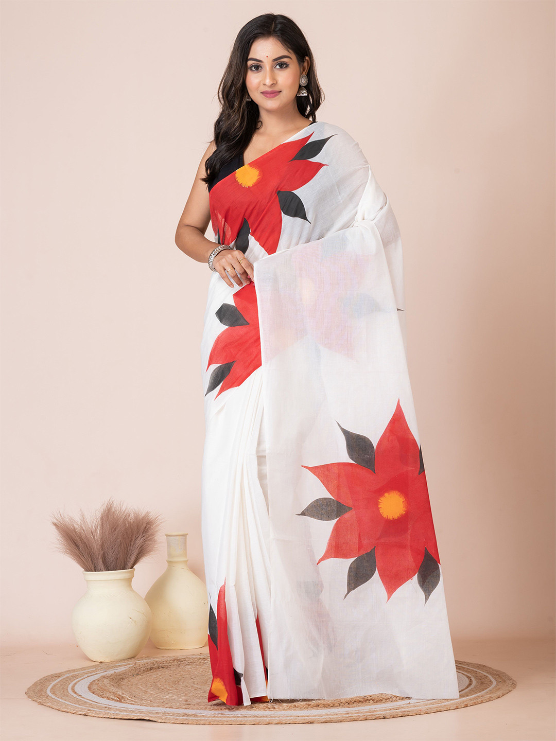 

Laa Calcutta Floral Pure Cotton Saree, White