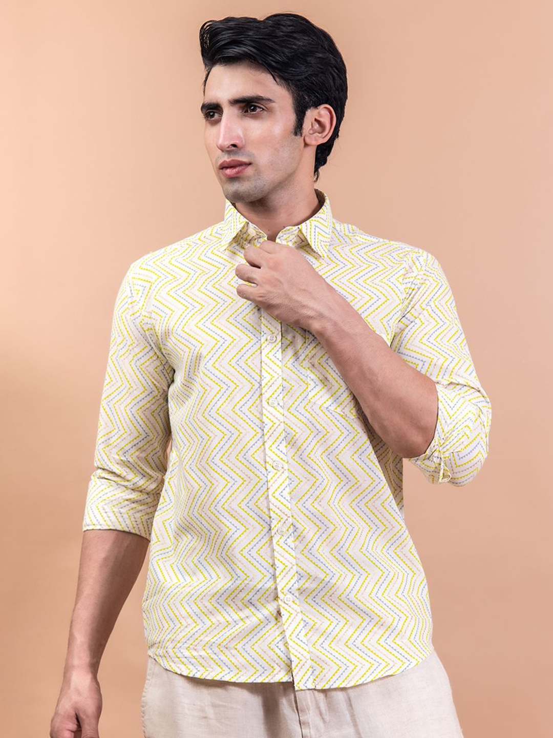 

Tistabene Men Standard Spread Collar Chevron Printed Cotton Casual Shirt, Yellow