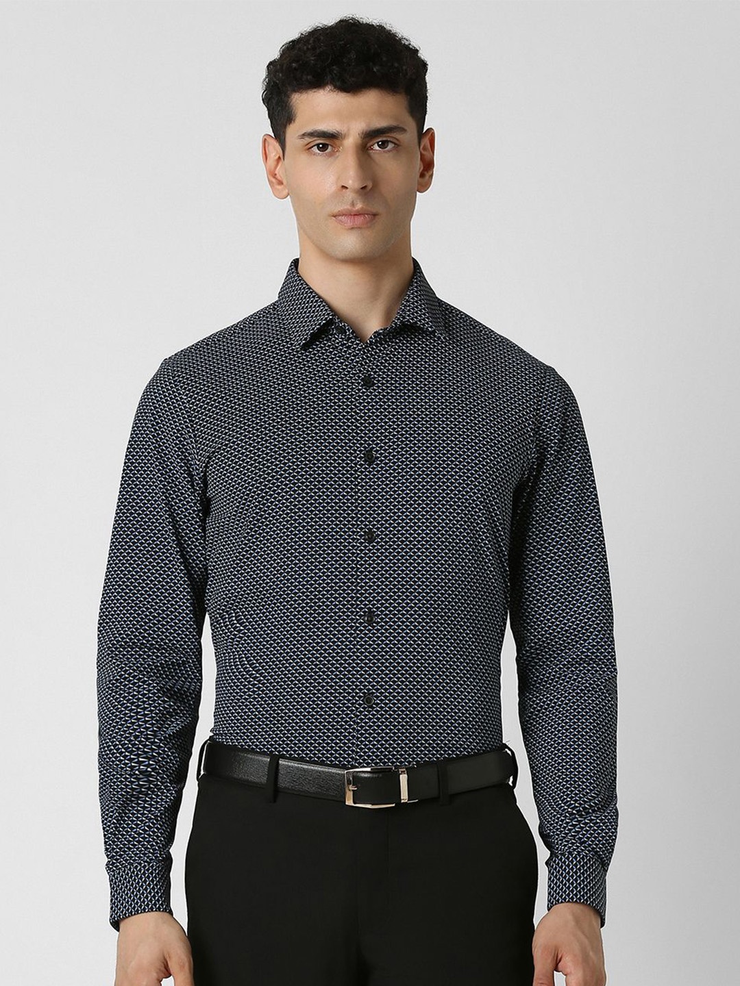 

V Dot Men Slim Fit Opaque Printed Party Shirt, Navy blue
