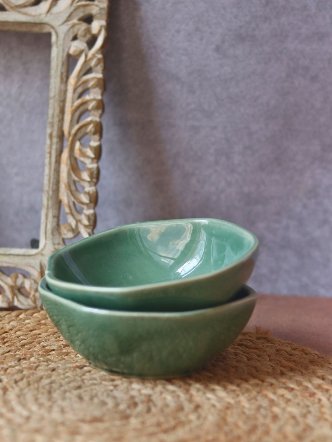 

WEAVING HOMES Green 2 Pieces Textured Ceramic Nut Bowls 200ml Each