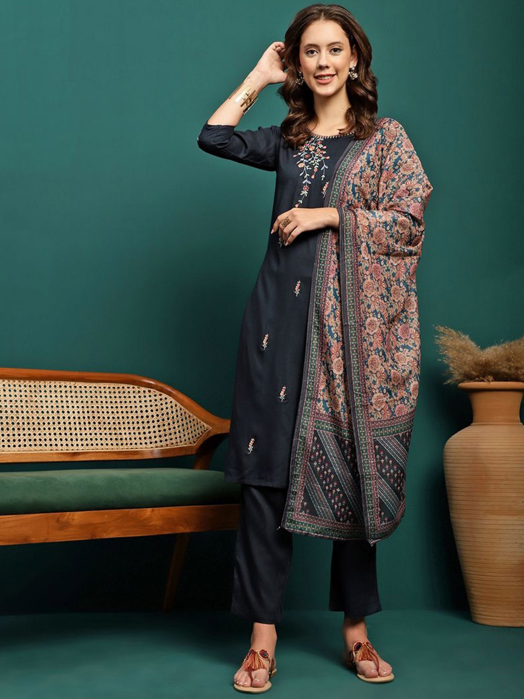 

BANDIA Floral Embroidered Round Neck Thread Work Straight Kurta with Trousers & Dupatta, Navy blue