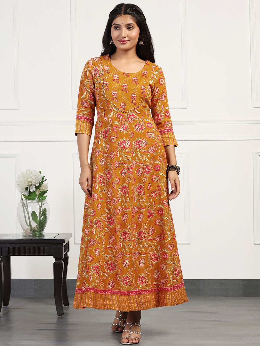 

BAESD Floral Printed Round Neck Cotton Anarkali Kurta, Mustard