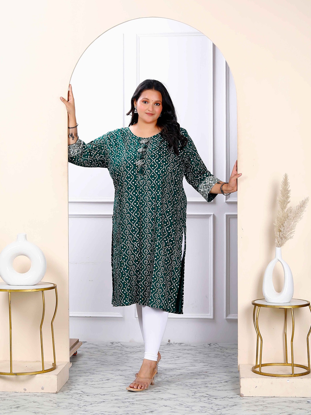 

MIRAVAN Bandhani Printed Straight Kurta, Green
