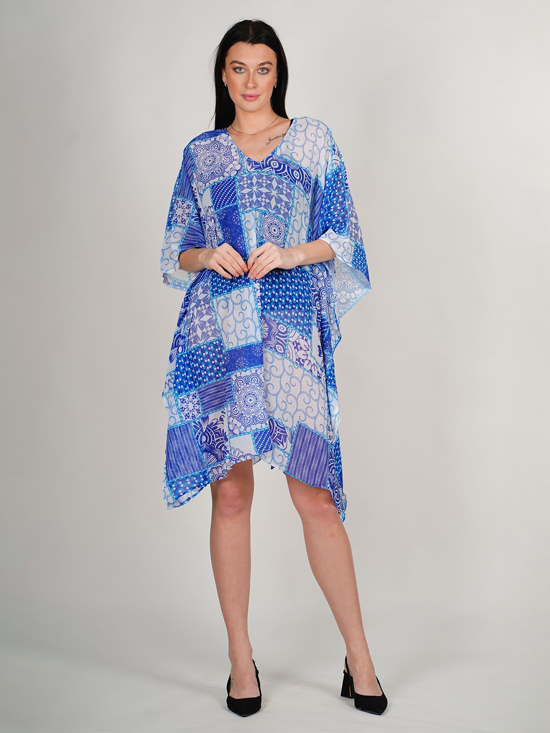 

ravi rajoria Women Printed Kimono Sleeve Kaftan Dress, Blue