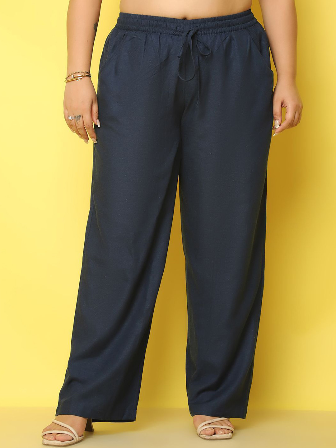 

theRebelinme Women Relaxed Straight Fit High-Rise Regular Trousers, Navy blue